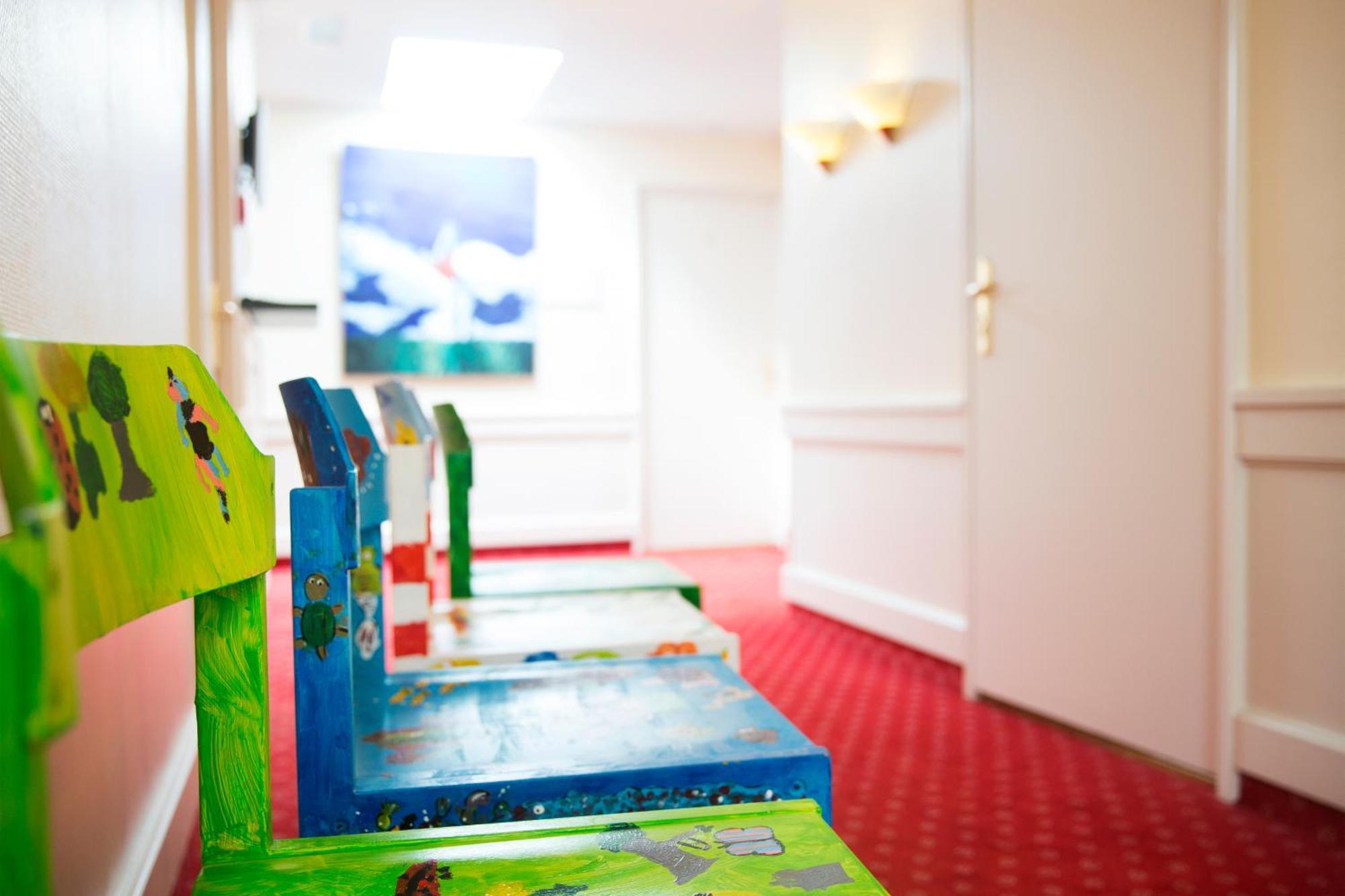 Hotel Van Der Maas Отмарсум Екстериор снимка